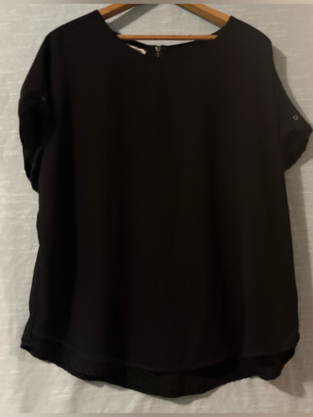 Maurices Blouse Pullover Short Cap Sleeves Back Zipper Black Women’s Sz L